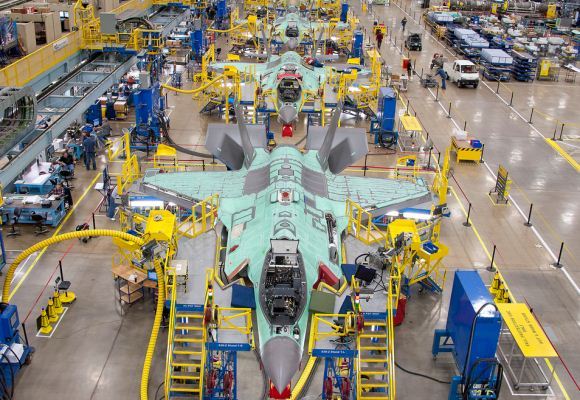 Perakitan F-35 Perakitan F-35