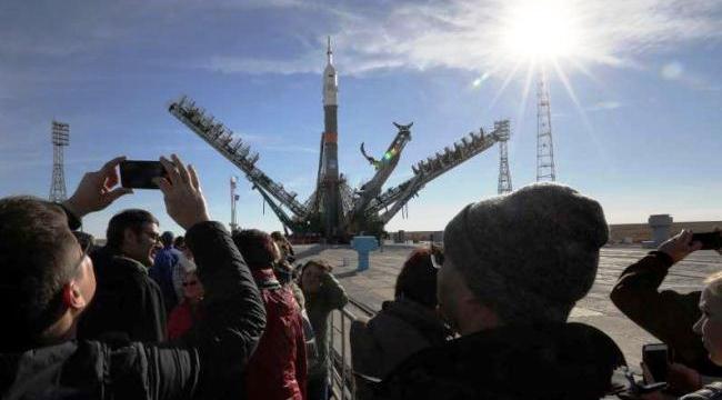 Soyuz MS-10 Soyuz MS-10