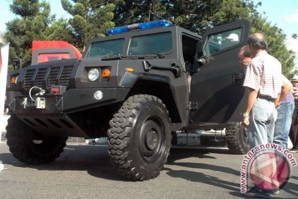 Rantis 4x4 Komodo Rantis 4x4 Komodo