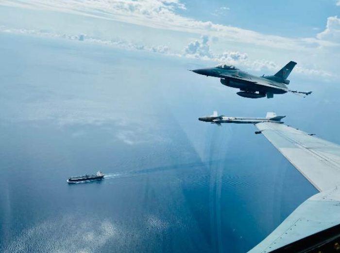 F-16 TNI AU F-16 TNI AU