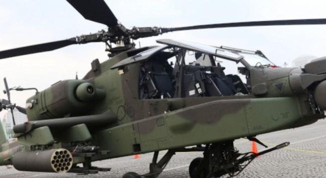Apache AH 64E di Pameran Alutsista Monas Apache AH 64E di Pameran Alutsista Monas
