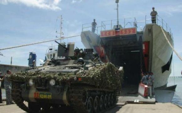 Latgab TNI 2012 : 2.296 Prajurit TNI Tiba Di Sangatta Latgab TNI 2012 : 2.296 Prajurit TNI Tiba Di Sangatta
