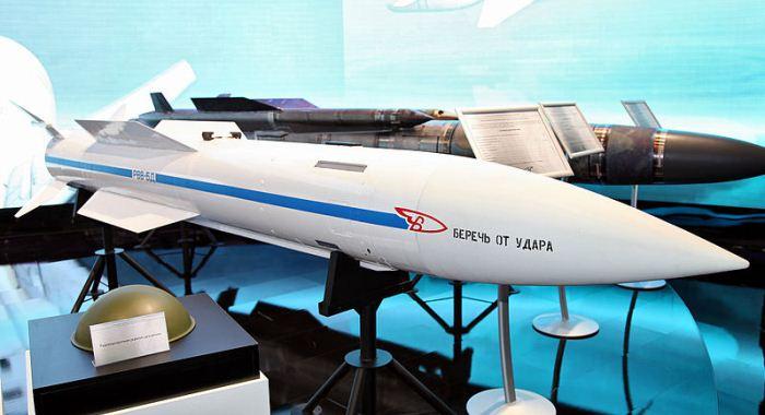 Rudal R-37M saat MAKS Airshow Rudal R-37M saat MAKS Airshow