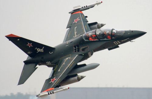 Yak-130 Mitten