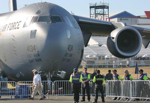 C-17 Globemaster III C-17 Globemaster III