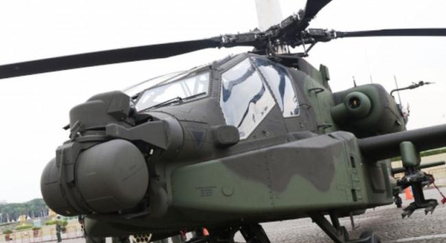 Apache AH 64E di Pameran Alutsista Monas Apache AH 64E di Pameran Alutsista Monas