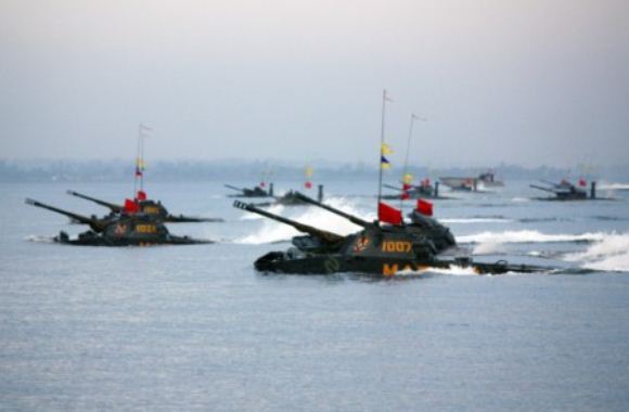 Amfibi Marinir- Latgab TNI 2014 Amfibi Marinir- Latgab TNI 2014