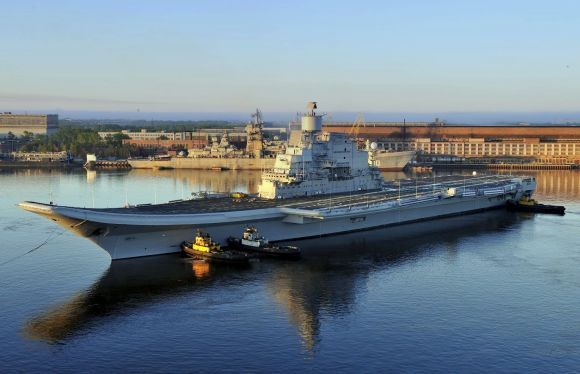 INS Vikramaditya Kapal induk India INS Vikramaditya