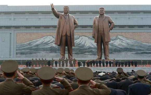 Monumen Kim Il-sung dan Kim Jong-il