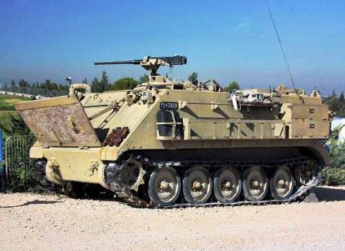 APC M113A1 Kendaraan lapis baja angkut personil