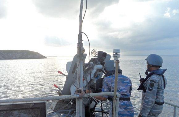 Latihan KRI Karimata 960