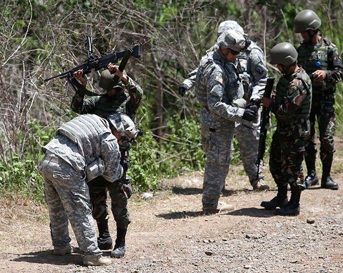 Latihan Militer Filipina dan Amerika Serikat