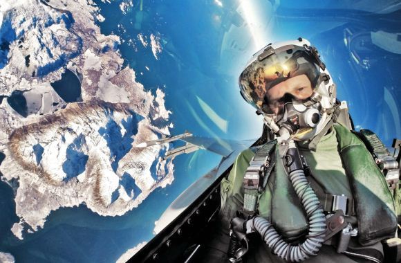 Pilot F-16 Norwegia selfie