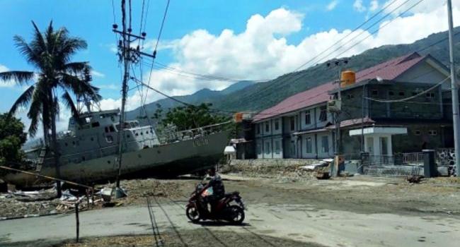 KAL Andau terseret Tsunami KAL Andau terseret Tsunami