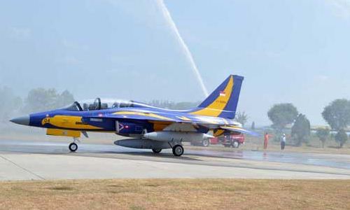 T-50i Golden Eagle tiba di Lanud Iswahjudi T-50i Golden Eagle tiba di Lanud Iswahjudi