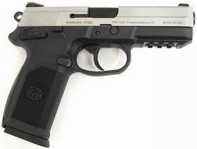 pistol terbaik