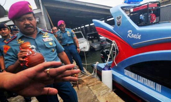 Speed Boat Ronin