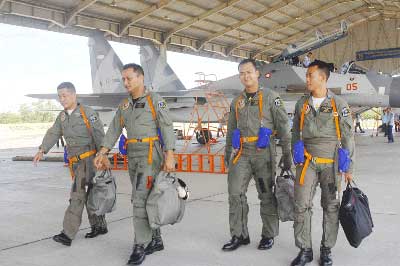 tni au latihan tempur