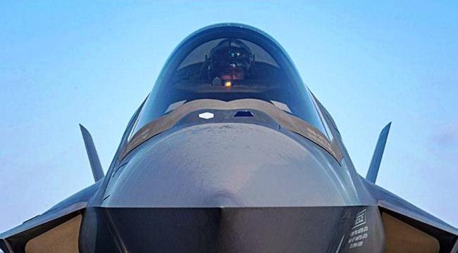 Debut pertempuran F-35 Debut pertempuran F-35