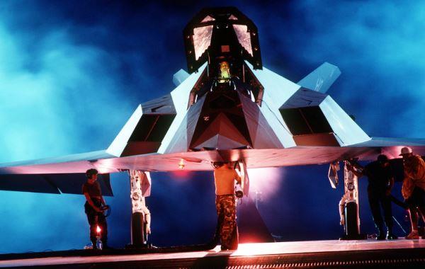 F-117 F-117