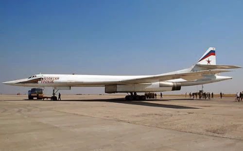 Tupolev Tu-160 Tupolev Tu-160