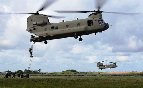 Helikopter Chinook Helikopter Chinook