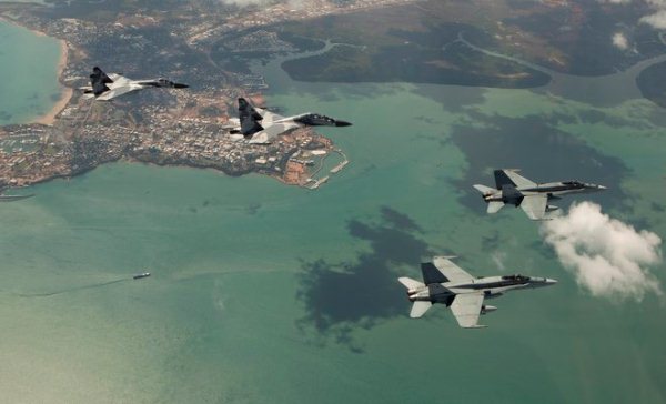 Sukhoi Indonesia dalam latihan pitch Black Empat Sukhoi Indonesia Tiba di Darwin