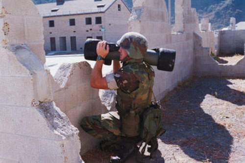 Sistem rudal anti tank Predator Sistem rudal anti tank Predator