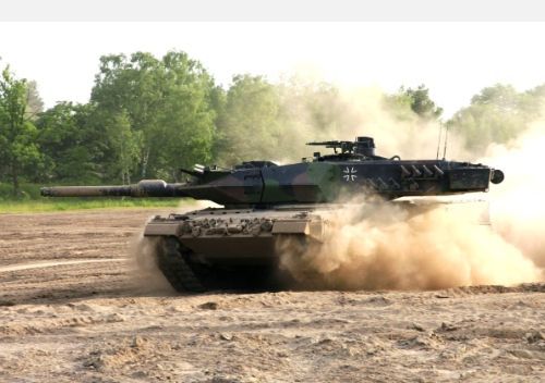 Tank Leopard 2 mesin diesel MTU MB 873
