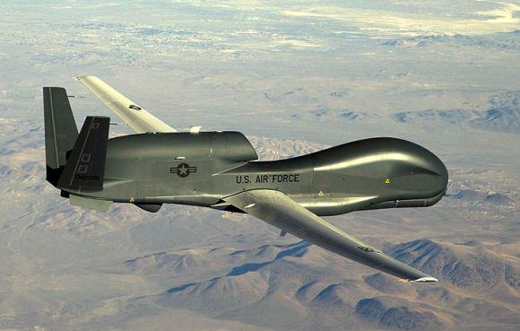 RQ-4 Global Hawk Pesawat mata-mata tak berawak RQ-4 Global Hawk