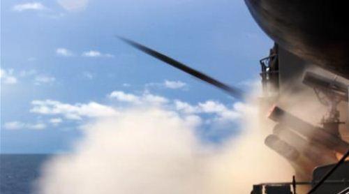 Penembakan Roket Chaff KRI Malahayati-362
