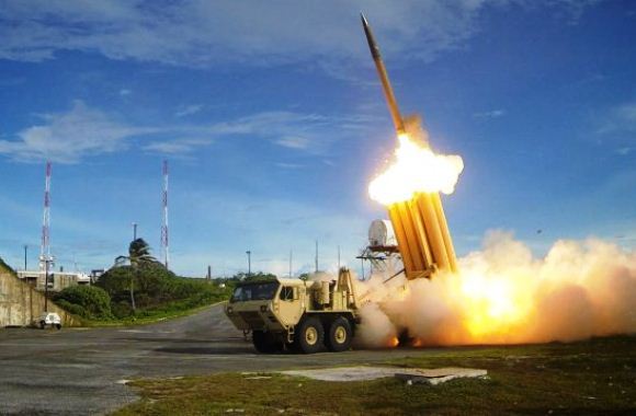 Peluncuran rudal THAAD Peluncuran rudal THAAD