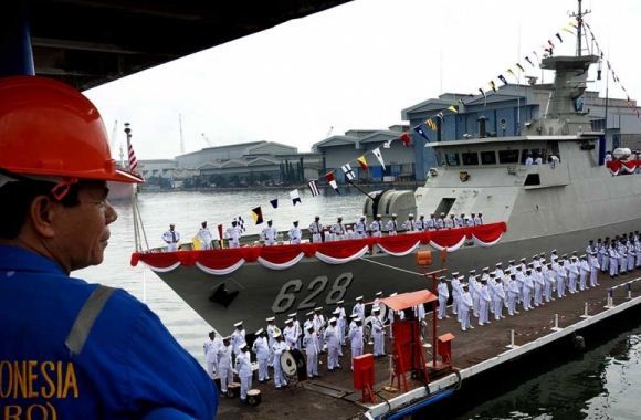 Serah terima KRI Sampari-628 Serah terima KRI Sampari-628