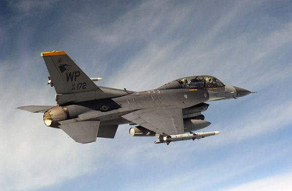 F-16D F-16D