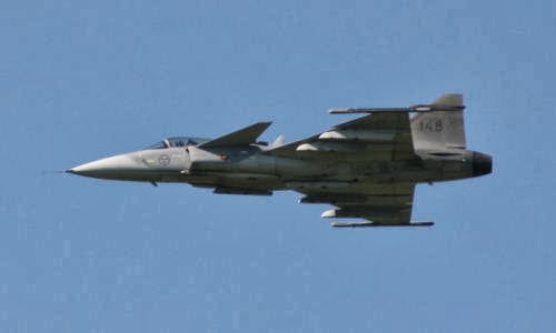 Saab JAS 39 Gripen Saab JAS 39 Gripen