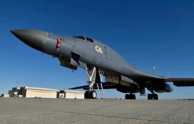 B-1B Lancer B-1B Lancer