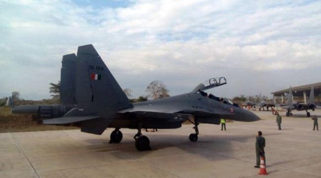 Su-30 IAF tiba di Kupang Su-30 IAF tiba di Kupang