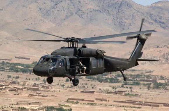 Helikopter UH-60 Black Hawk Helikopter UH-60 Black Hawk